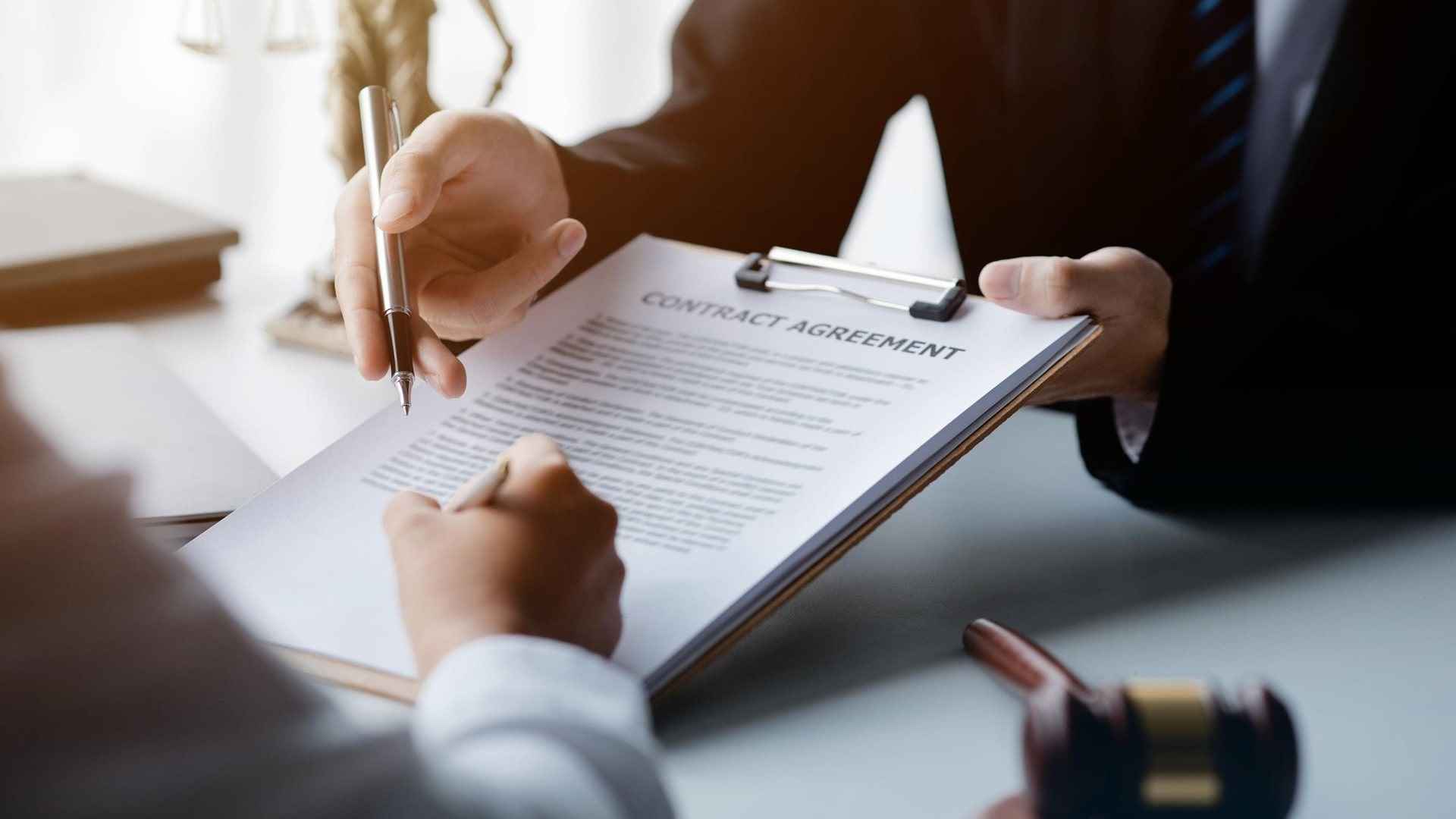 The Legal Standing of Mediation Agreements in the UK Whitchurch